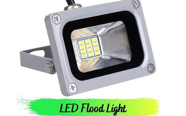 Flood light - một trong những loại đèn phổ biến nhất hiện nay